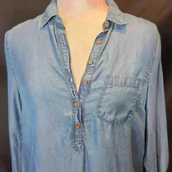 Forever 21 Long Sleeve Button Up Dress - Picture 2 of 9